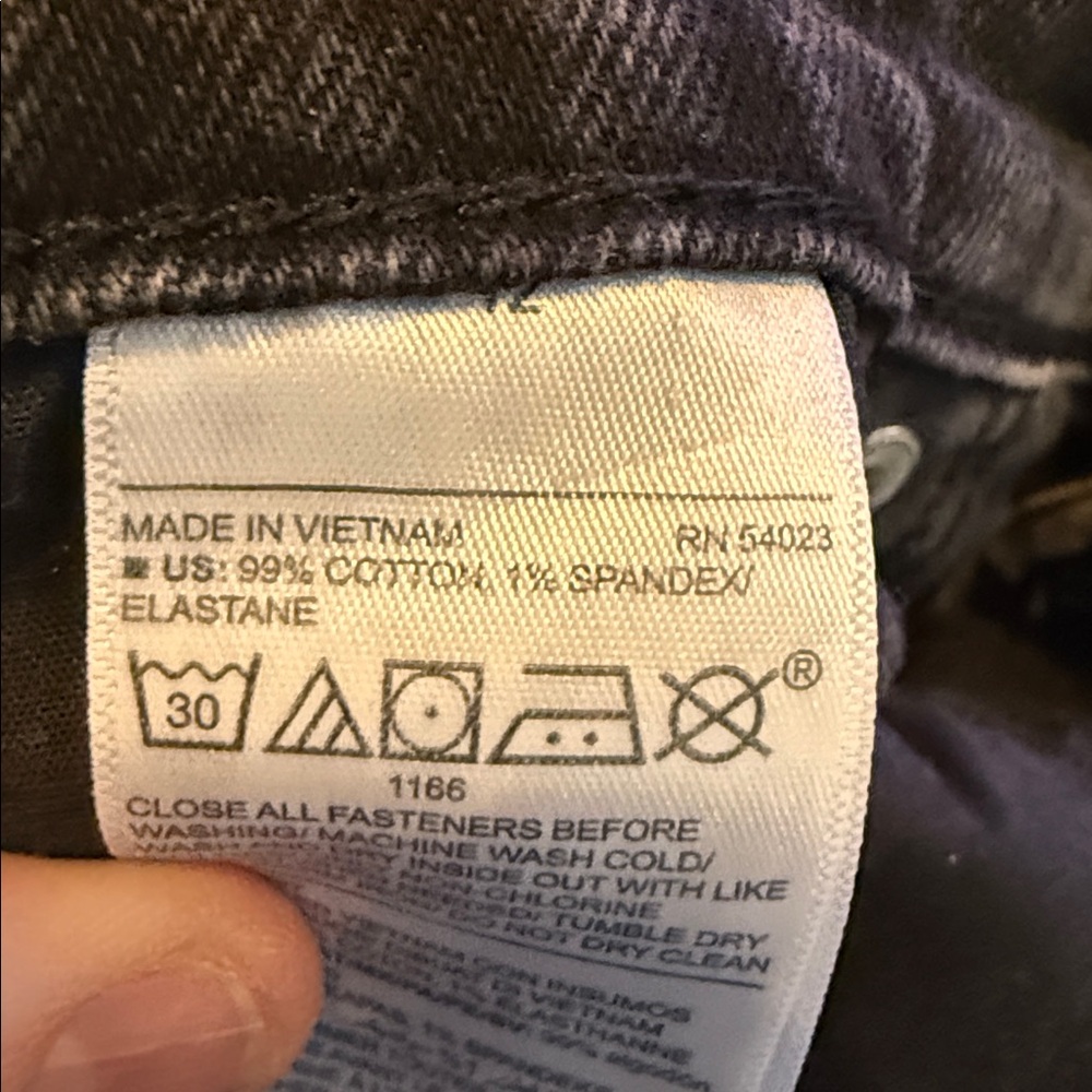 Old Navy Dark Wash Boyfriend Mid-Rise Jeans - Picture 4 of 4